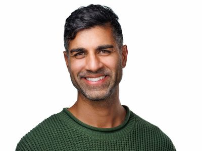 Headshots Khurram